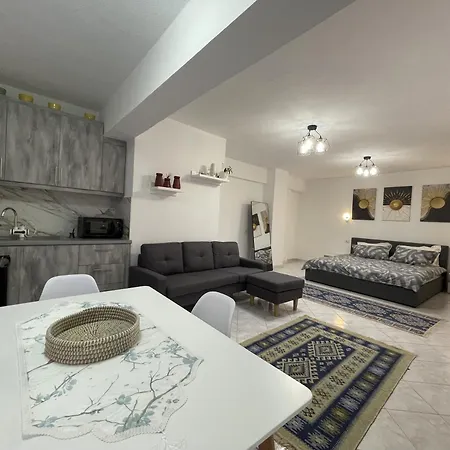 Travellers Apartamento *