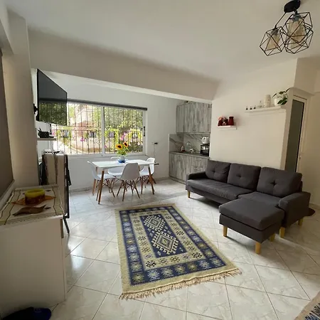 Travellers Apartment Gjirokaster